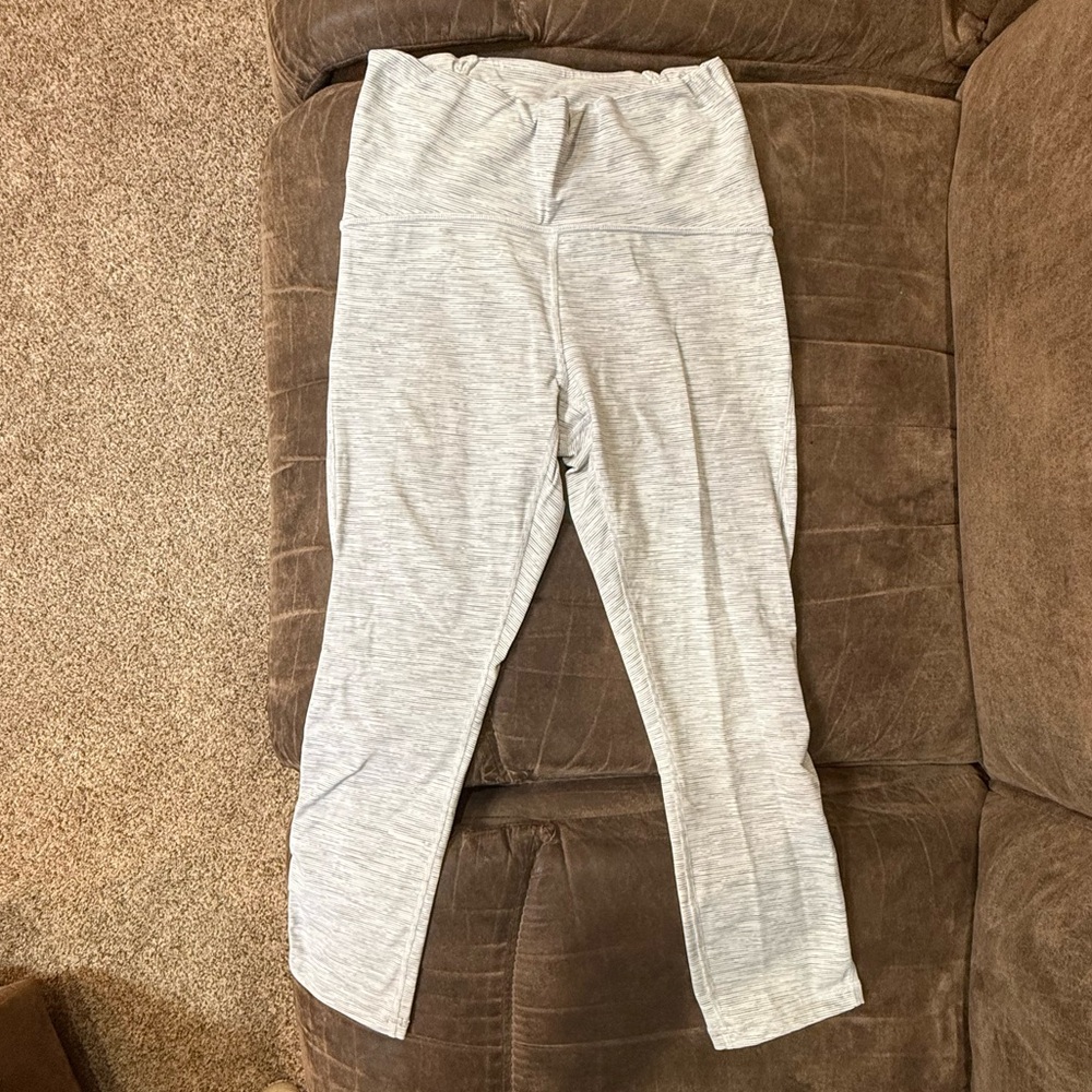 Lululemon Athletica Light Gray Leggings - Picture 3 of 4